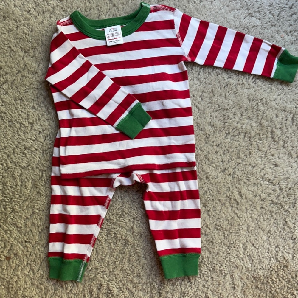 Hanna Andersson 12-18 month Christmas pajamas